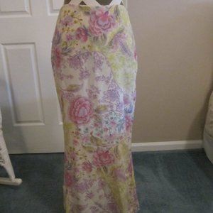 100% Silk EMANUEL UNGARO PARIS floral long skirt, size 38, US 6